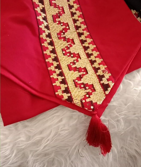 Table runner tapis